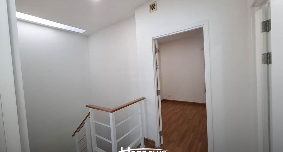 For sale 3 bedrooms townhouse in Pak Kret, Nonthaburi