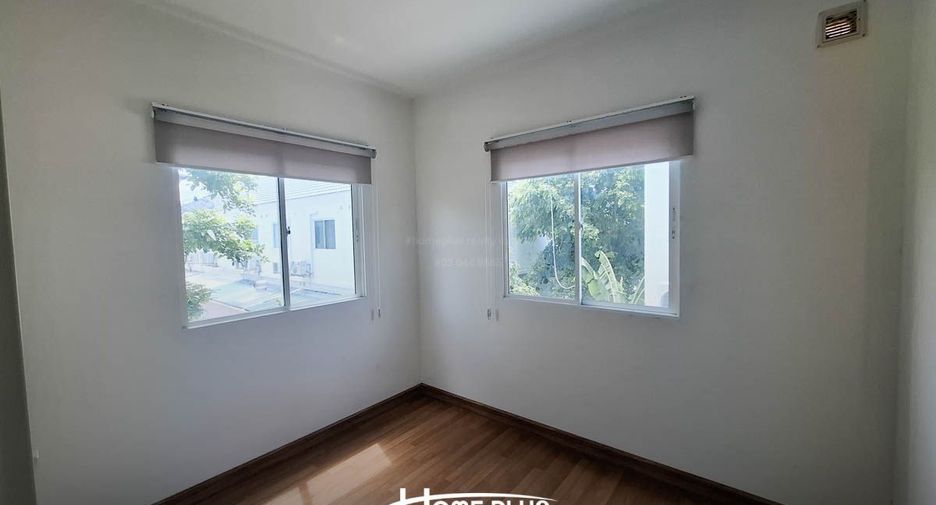 For sale 3 bedrooms townhouse in Pak Kret, Nonthaburi