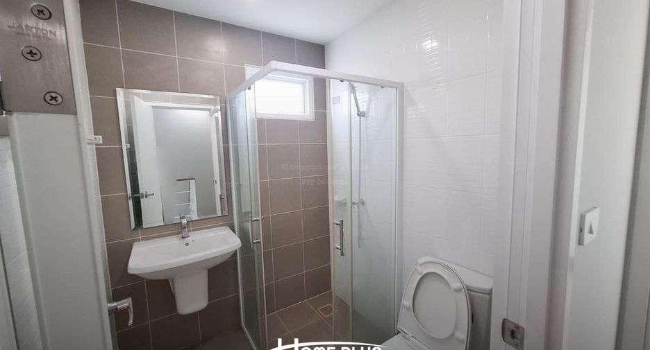 For sale 3 bedrooms townhouse in Pak Kret, Nonthaburi