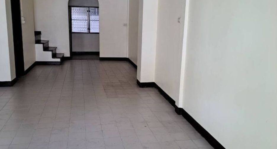 Casa adosada en venta de 2 habitaciones en Bang Bua Thong, Nonthaburi