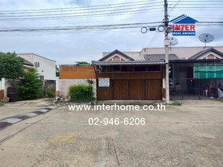 For sale 2 bed townhouse in Khlong Luang, Pathum Thani