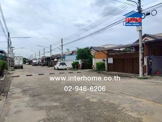 For sale 2 bed townhouse in Khlong Luang, Pathum Thani