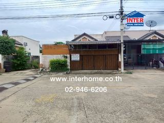 For sale 2 bed townhouse in Khlong Luang, Pathum Thani
