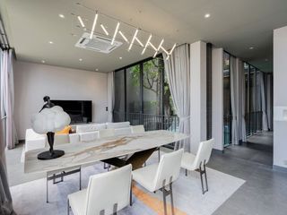 For sale 4 bedrooms house in Don Mueang, Bangkok