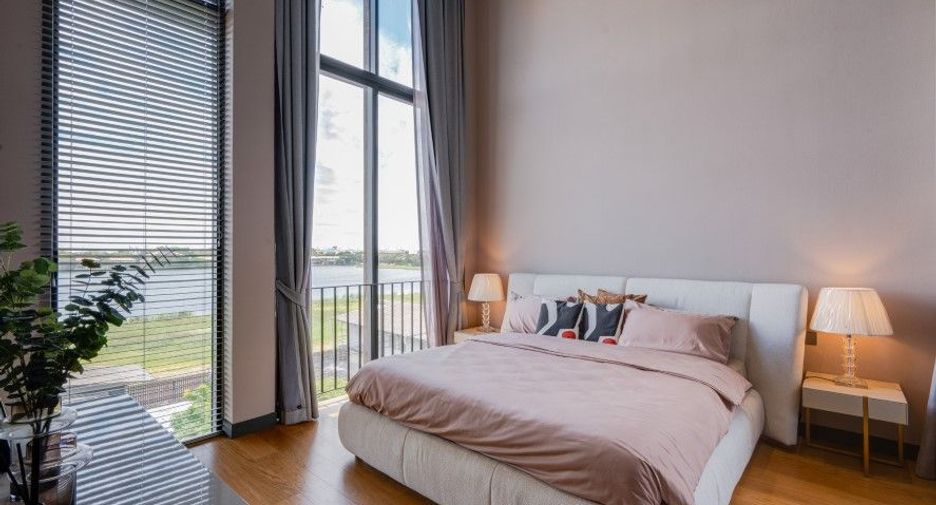 For sale 4 bedrooms house in Don Mueang, Bangkok