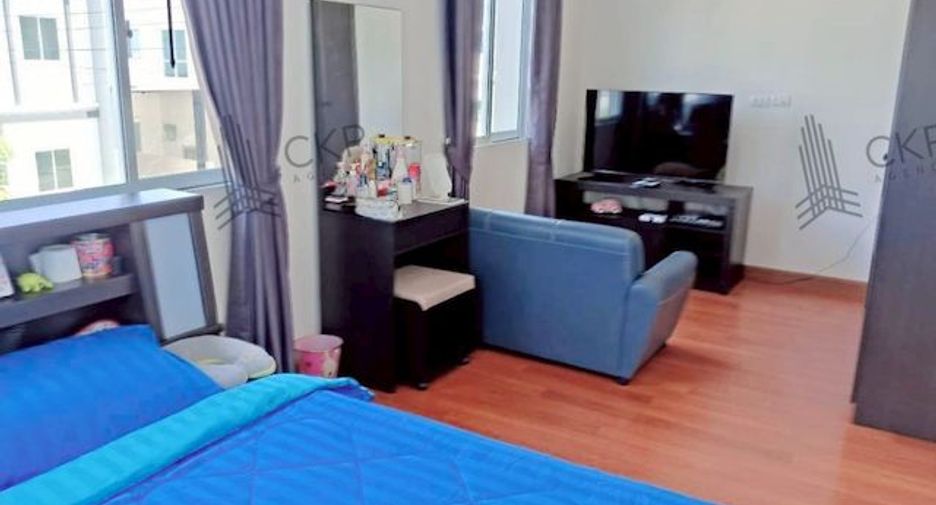 For sale 4 bedrooms house in Bang Lamung, Chonburi