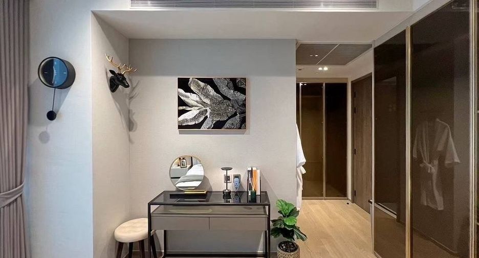 For rent 1 bed condo in Pathum Wan, Bangkok