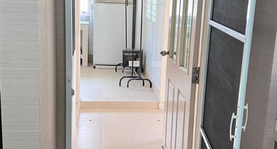 For sale 5 bedrooms house in Mueang Chiang Mai, Chiang Mai