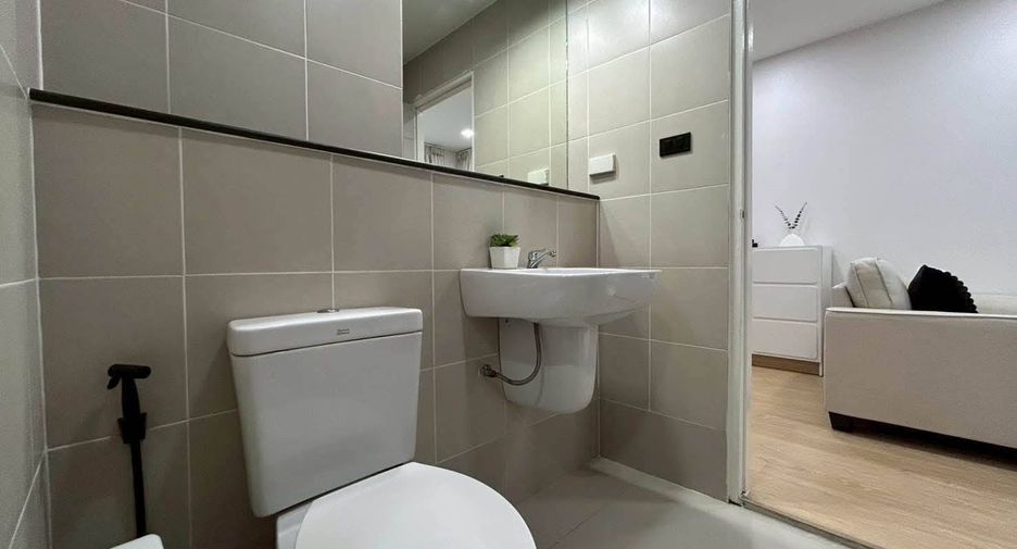 For sale 2 bedrooms condo in Mueang Chiang Mai, Chiang Mai