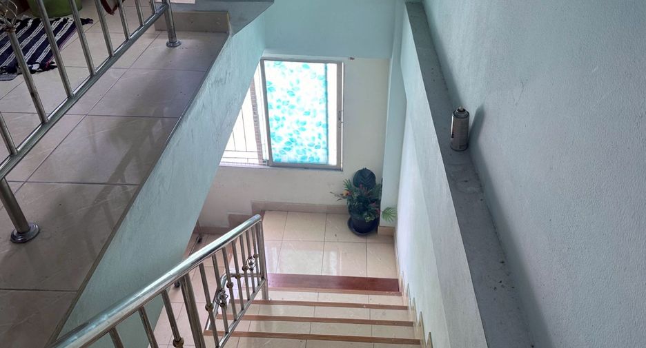For sale retail Space in Si Racha, Chonburi