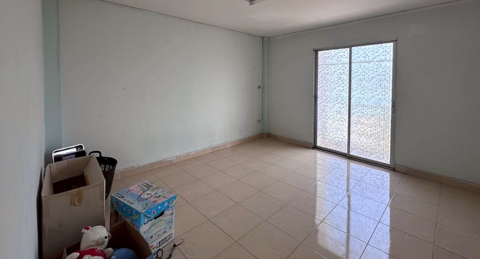 For sale retail Space in Si Racha, Chonburi
