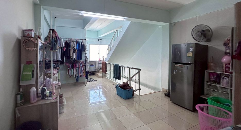 For sale retail Space in Si Racha, Chonburi