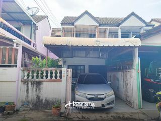 For sale 2 ベッドルーム townhouse in Chom Thong, Bangkok