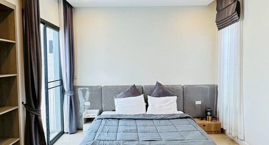 For rent 5 bedrooms villa in San Sai, Chiang Mai