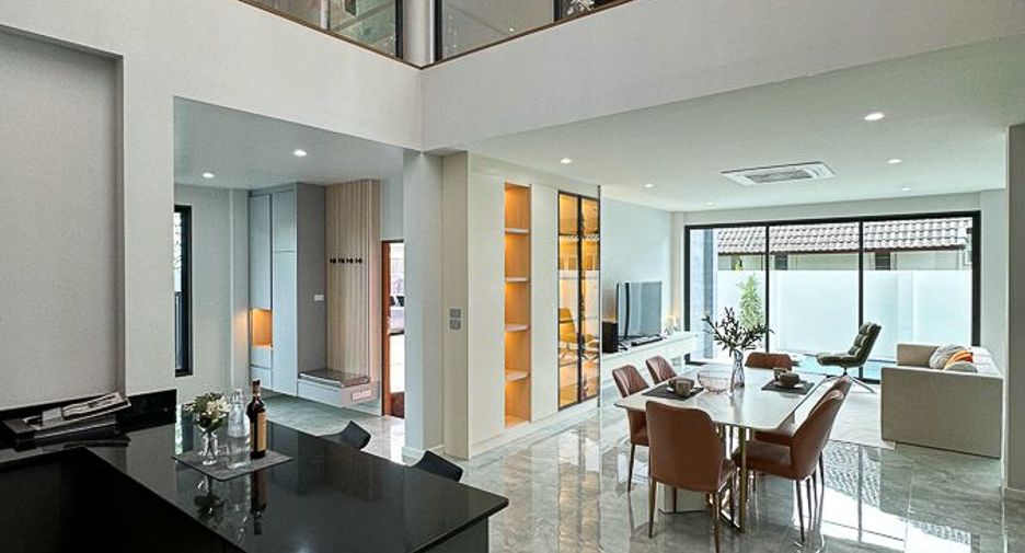 For rent and for sale 4 bedrooms villa in Hang Dong, Chiang Mai