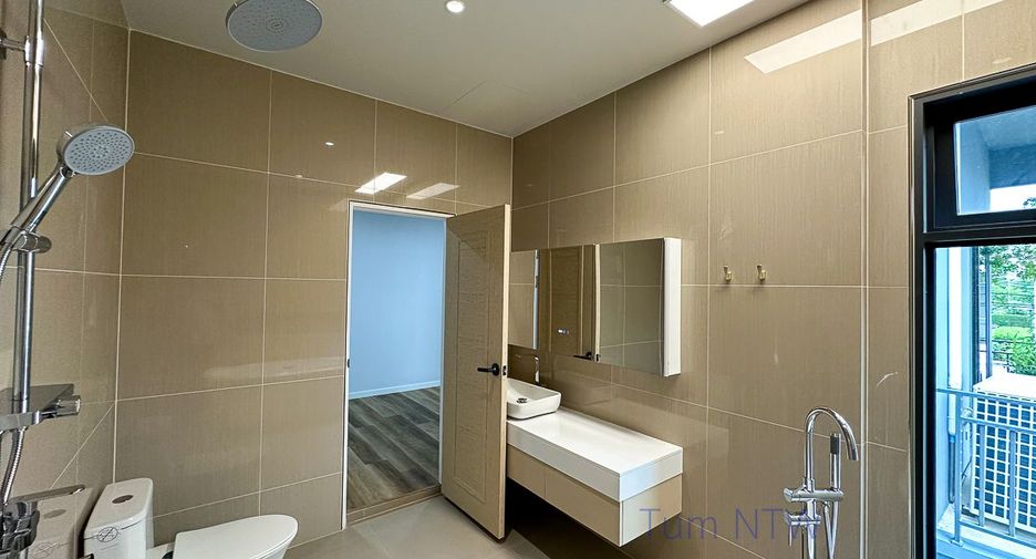 For rent and for sale 4 bedrooms villa in Hang Dong, Chiang Mai