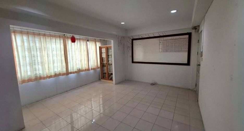 Продажа 8 спальни торговое помещение в Mueang Khon Kaen, Кхонкен