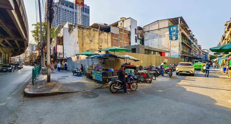 À vendre local commercial à Bang Kapi, Bangkok