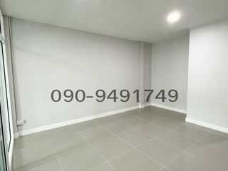Reihenhaus zur Miete mit 3 Zimmer in Bueng Kum, Bangkok