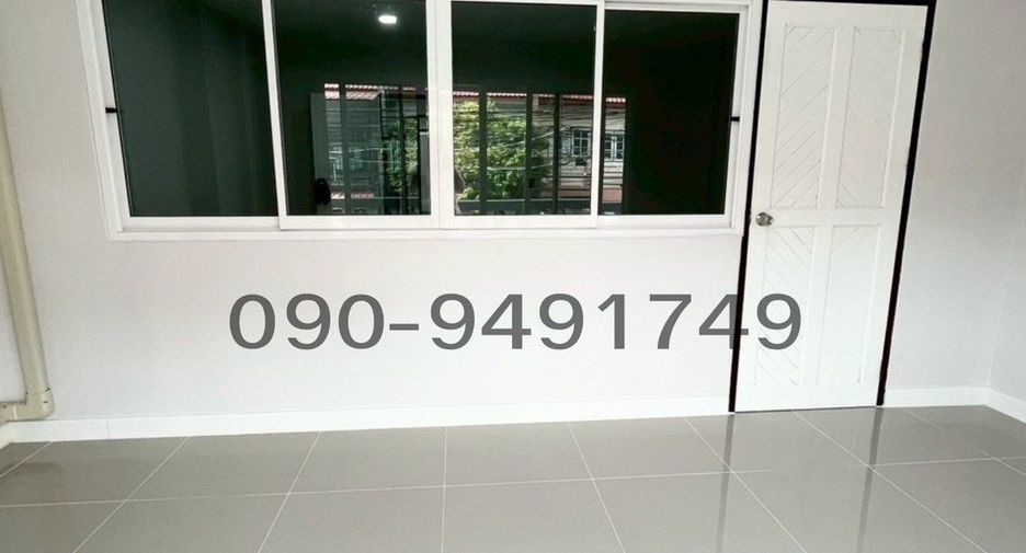 For rent 3 bedrooms townhouse in Bueng Kum, Bangkok
