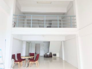 For sale 3 bed retail Space in Krathum Baen, Samut Sakhon