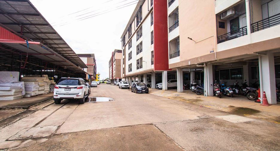 For sale 70 bedrooms apartment in Chok Chai, Nakhon Ratchasima