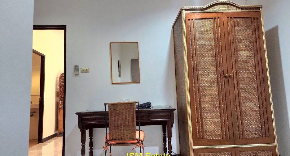 For rent 4 bedrooms house in Hua Hin, Prachuap Khiri Khan