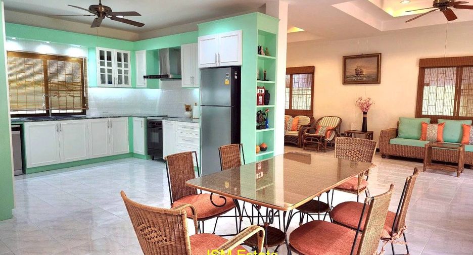 For rent 4 bedrooms house in Hua Hin, Prachuap Khiri Khan
