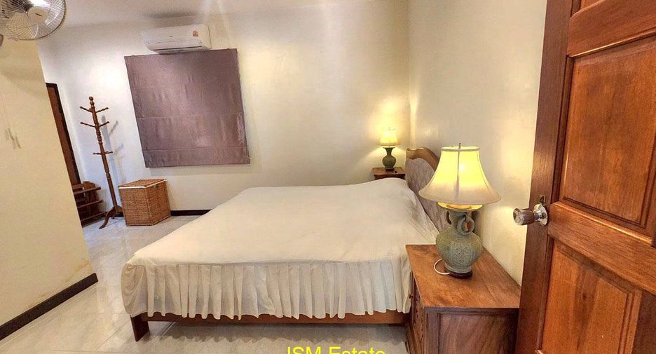 For rent 4 bedrooms house in Hua Hin, Prachuap Khiri Khan