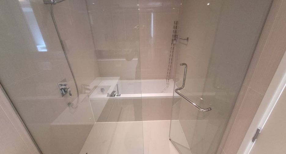 Condo en alquiler de 2 habitaciones en Watthana, Bangkok