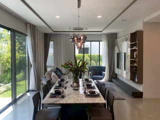 Casa en alquiler de 4 habitaciones en Bang Phli, Samut Prakan