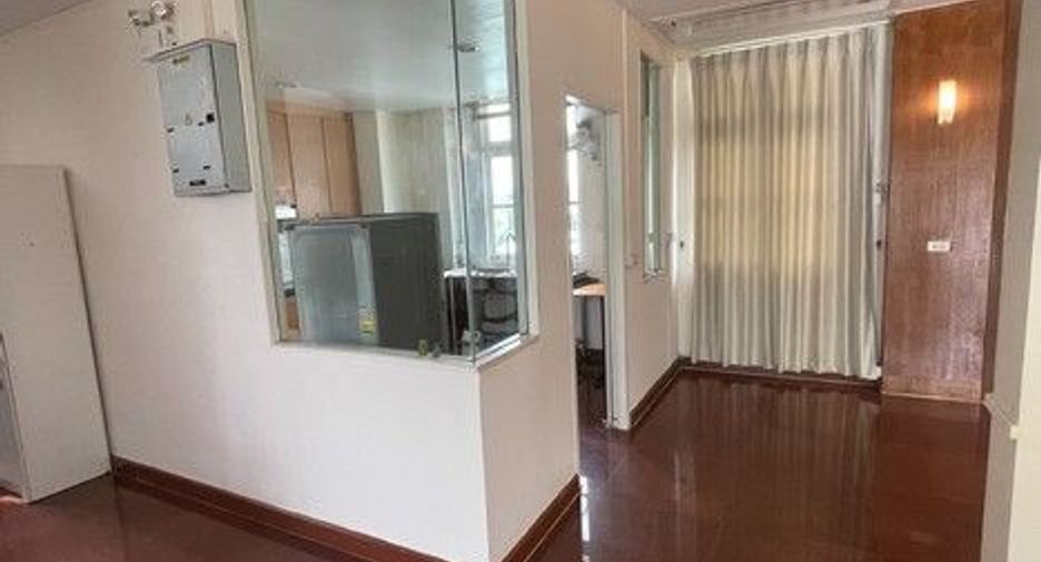 Haus zur Miete mit 4 Zimmer in Thanyaburi, Pathum Thani