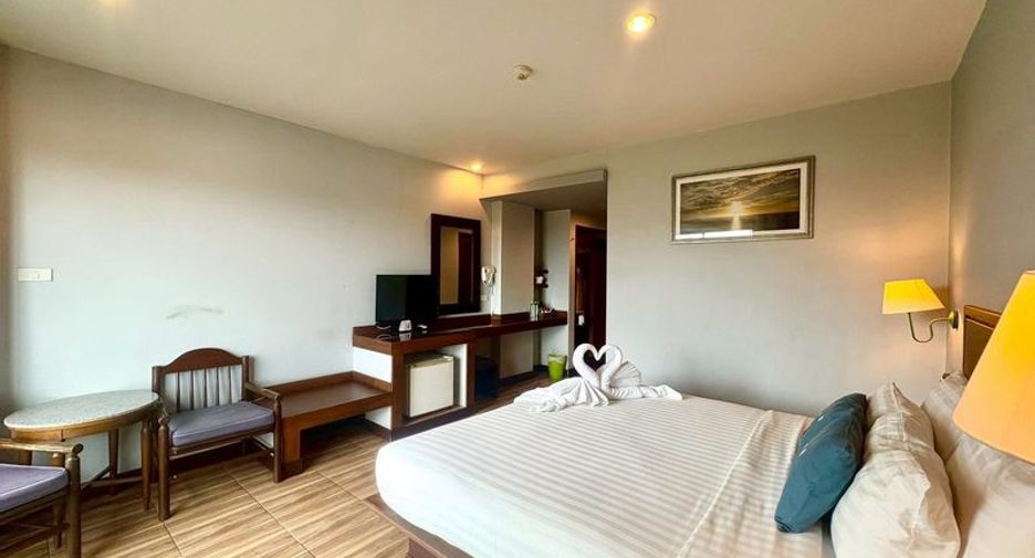For sale 80 ベッドルーム hotel in Sattahip, Chonburi