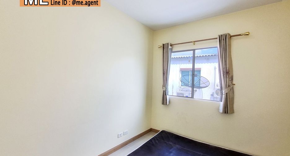 For rent 3 bedrooms townhouse in Suan Luang, Bangkok