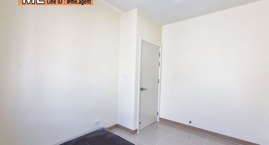 For rent 3 bedrooms townhouse in Suan Luang, Bangkok