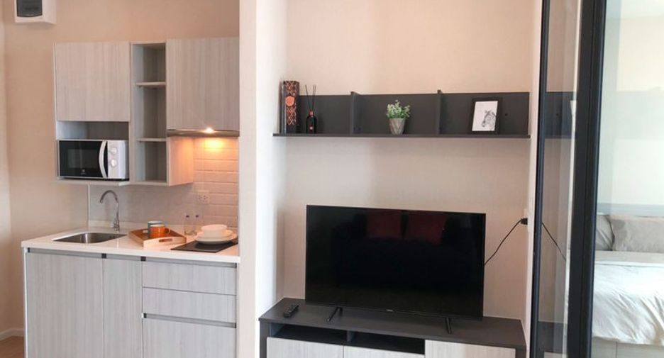 Condo en alquiler y en venta de 1 habitaciones en Si Racha, Chonburi