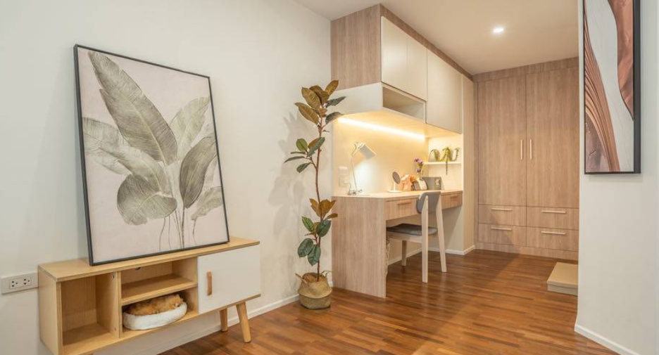 For rent 3 bedrooms condo in Mueang Chiang Mai, Chiang Mai
