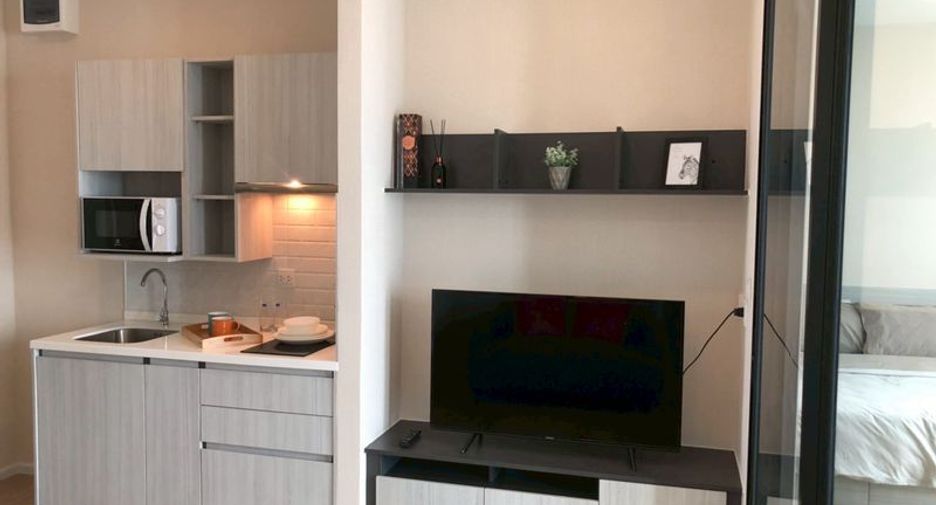 For rent and for sale 1 bed condo in Si Racha, Chonburi