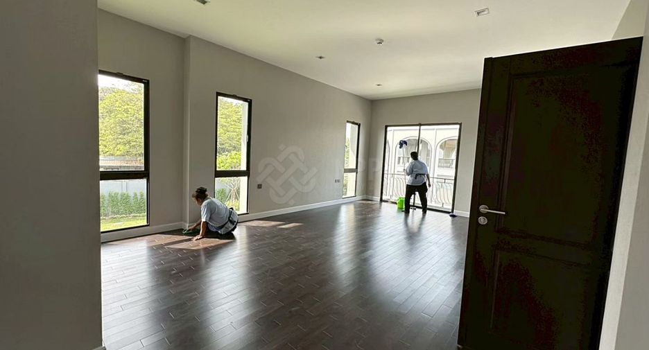 À vendre 5 chambres maison à Khan Na Yao, Bangkok