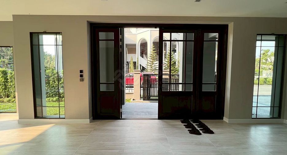 À vendre 5 chambres maison à Khan Na Yao, Bangkok