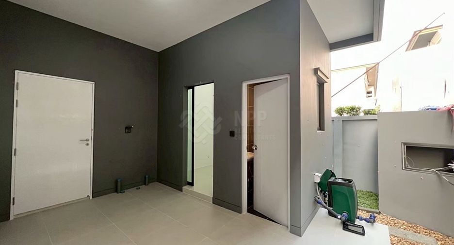 À vendre 5 chambres maison à Khan Na Yao, Bangkok