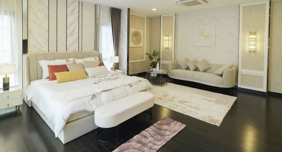 Casa en alquiler y en venta de 5 habitaciones en Bang Phli, Samut Prakan