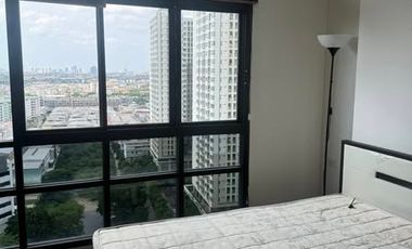Wohnung zur Miete mit 1 Zimmer in Bangkok Noi, Bangkok