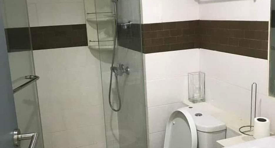 For sale 2 bedrooms condo in Phra Khanong, Bangkok