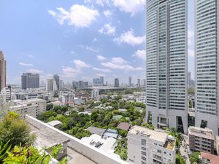 Apartamento en alquiler de 3 habitaciones en Khlong Toei, Bangkok