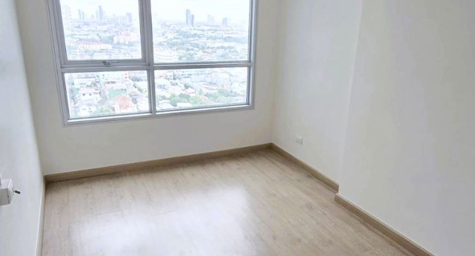 For sale 1 bed condo in Chom Thong, Bangkok
