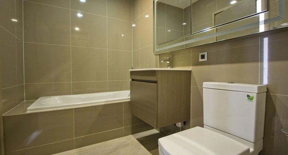 Condo en alquiler de 2 habitaciones en Suan Luang, Bangkok
