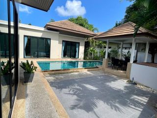 For rent 3 bedrooms villa in Mueang Phuket, Phuket