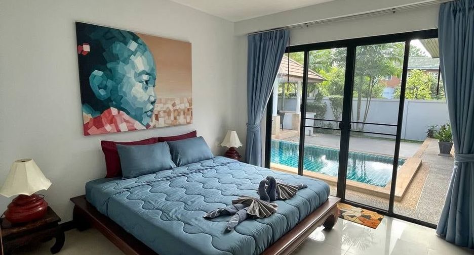 For rent 3 bedrooms villa in Mueang Phuket, Phuket