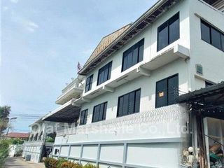 For sale 4 Beds office in Bang Khun Thian, Bangkok